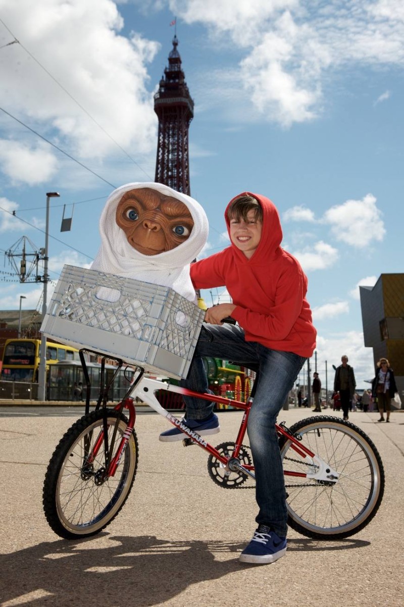 E.T. and Oliver in front of the Blackpool Tower